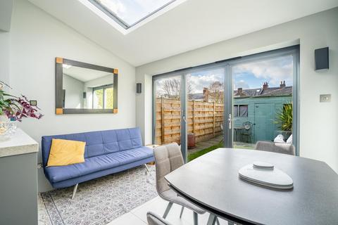 2 bedroom townhouse for sale, Stephenson Way, York