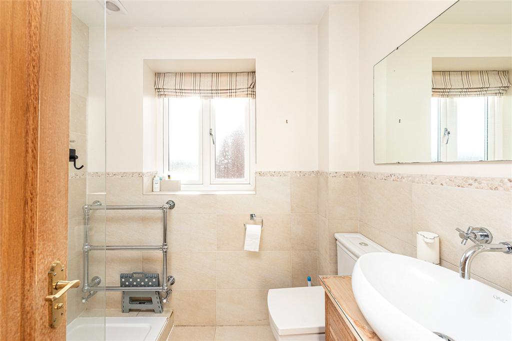 Family Shower Room