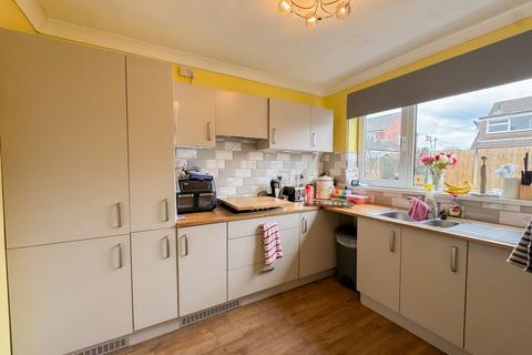 3 bedroom detached house for sale, Kenilworth Drive, Worksop S81