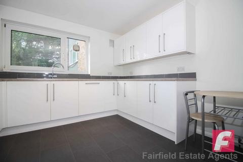 2 bedroom apartment for sale, By The Wood, Carpenders Park, WD19