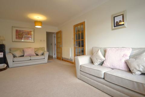 3 bedroom detached bungalow for sale, Fern Lawn, Gloucester GL4