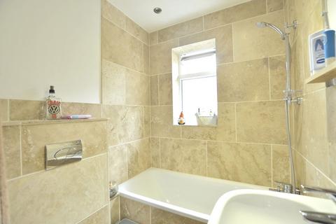 3 bedroom detached bungalow for sale, Fern Lawn, Gloucester GL4