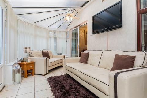 3 bedroom detached house for sale, Oldstead Grove, Bolton, Greater Manchester, BL3 4XW
