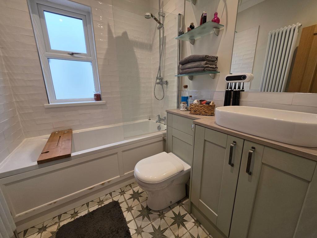 Family bathroom