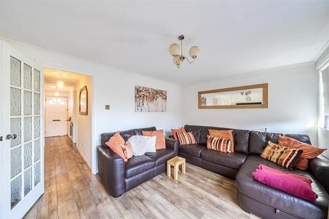 3 bedroom terraced house for sale, Warrens Shawe Lane, Edgware
