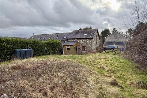 undefined, Llandeilo