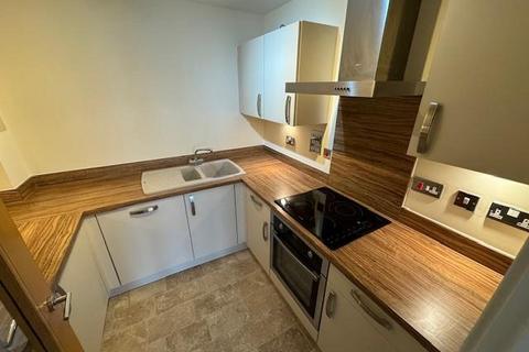 1 bedroom apartment for sale, Lifeboat Quay, Poole