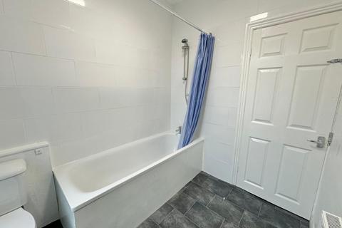 undefined, Clifton Avenue, Leeds, LS9