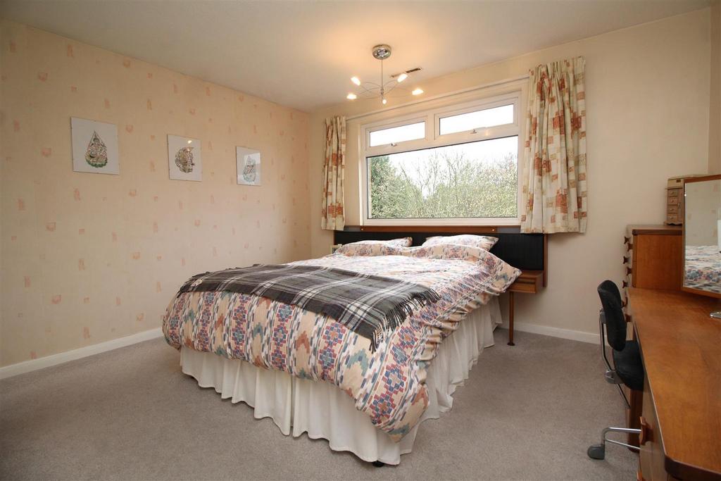 Bedroom 2.JPG