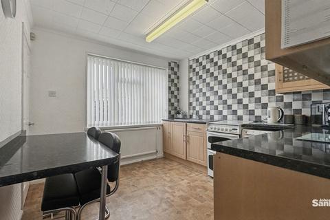 3 bedroom semi-detached house for sale, Farndon Way, Mansfield, NG19