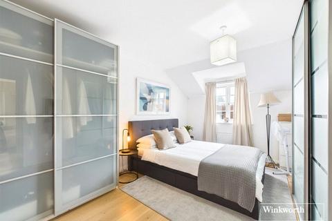2 bedroom apartment for sale, Great North Way, London NW4