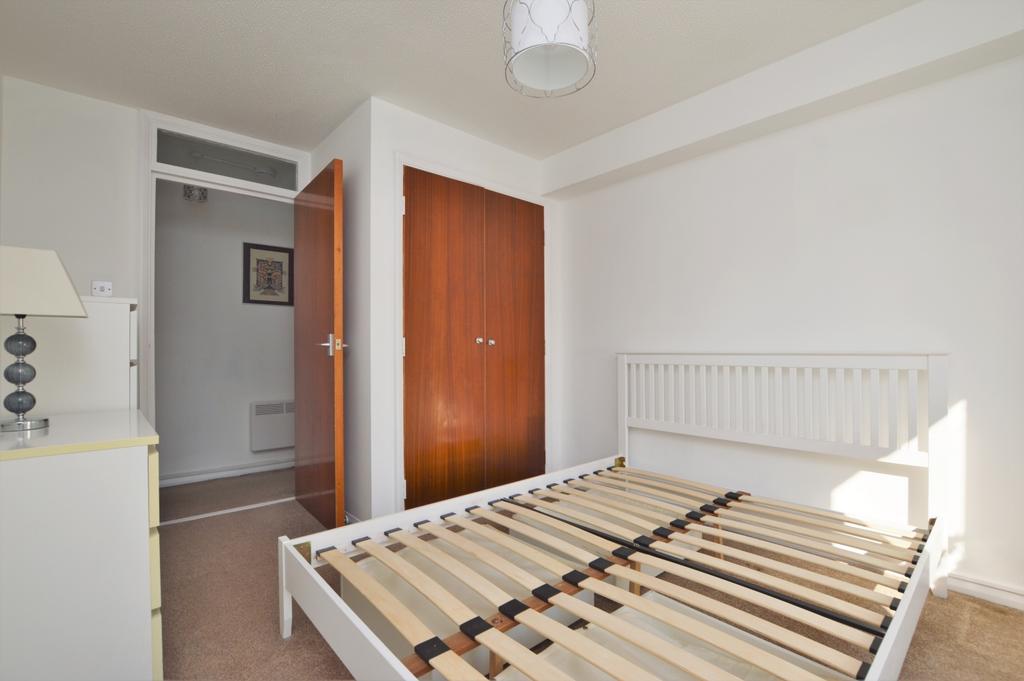 Bedroom (1)