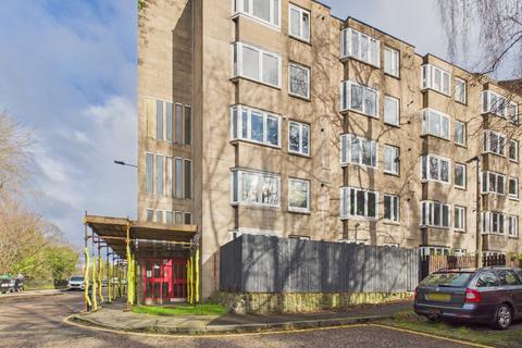 2 bedroom flat to rent, Saunders Street, Stockbridge, Edinburgh, EH3