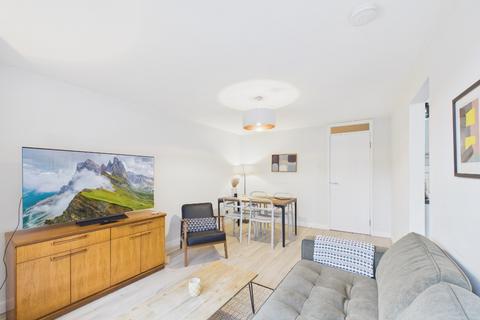2 bedroom flat to rent, Saunders Street, Stockbridge, Edinburgh, EH3