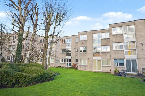 undefined, Lawns Hall Close, Leeds, West Yorkshire