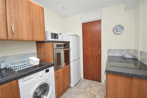 undefined, Lawns Hall Close, Leeds, West Yorkshire