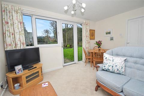 undefined, Lawns Hall Close, Leeds, West Yorkshire