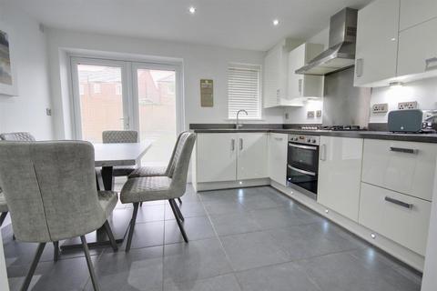 2 bedroom semi-detached house for sale, Mulberry Avenue, Beverley