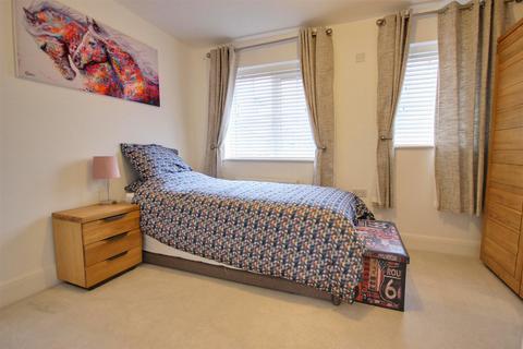 2 bedroom semi-detached house for sale, Mulberry Avenue, Beverley