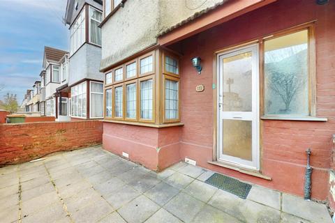 4 bedroom terraced house for sale, Dorset Road, London E7
