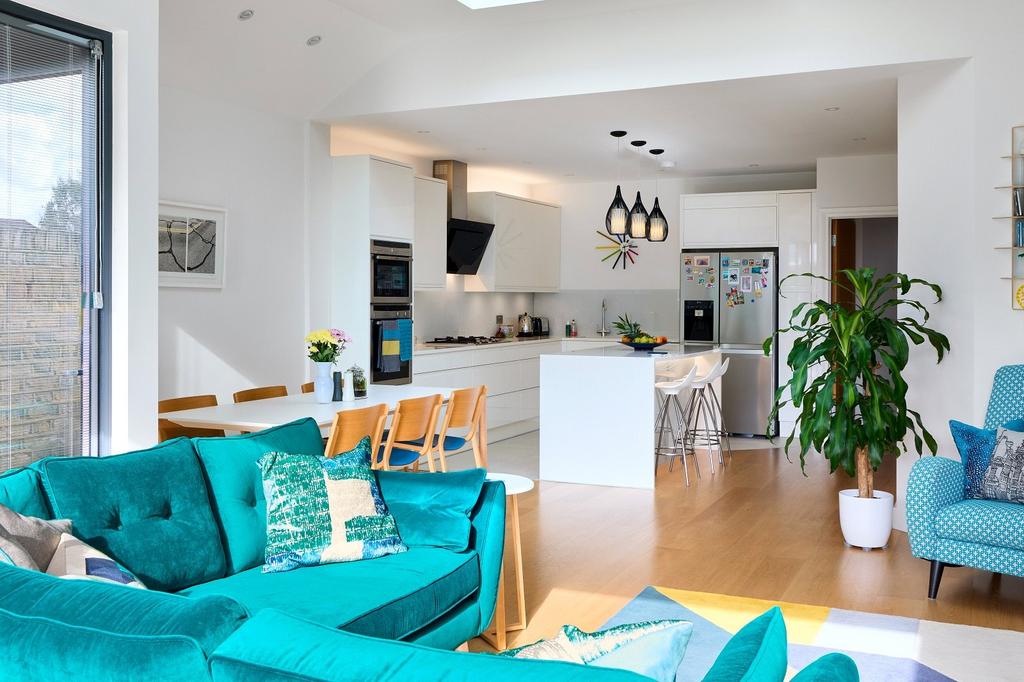 Family Room/Kitchen