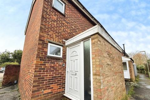 undefined, 43 Hornet Close, PO15
