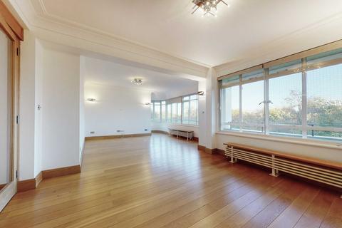 3 bedroom apartment for sale, Viceroy Court, Prince Albert Road, St John's Wood, London, NW8