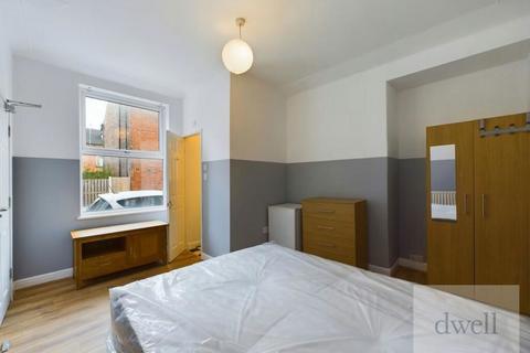 undefined, Whingate Avenue, Armley, Leeds, West Yorkshire, LS12 3RE