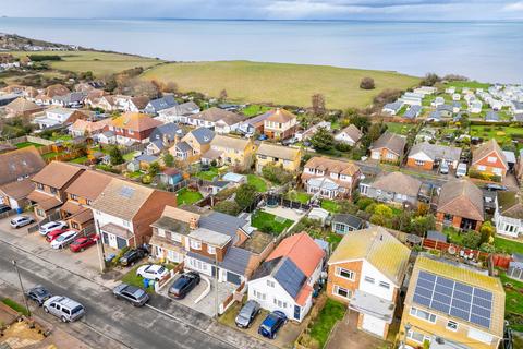 3 bedroom detached house for sale, Cliff Gardens, Sheerness ME12