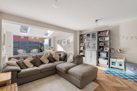 3 bedroom semi-detached house for sale, Garstons Way, Holybourne, Alton
