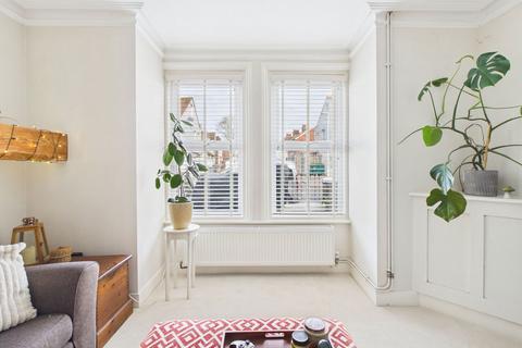 3 bedroom terraced house for sale, Pavilion Road, Worthing, BN14 7EP