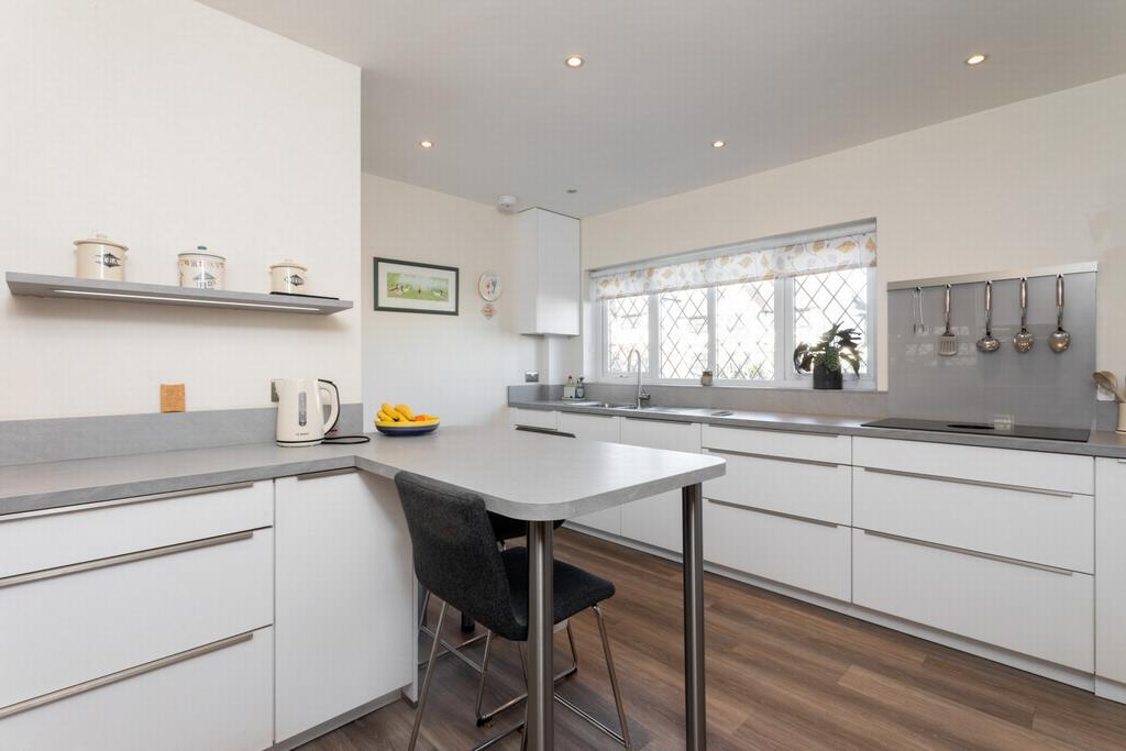 Kitchen/breakfast rm