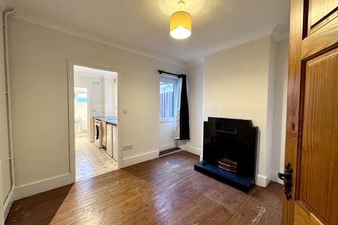2 bedroom terraced house to rent, Warrington Street, Newmarket, Suffolk