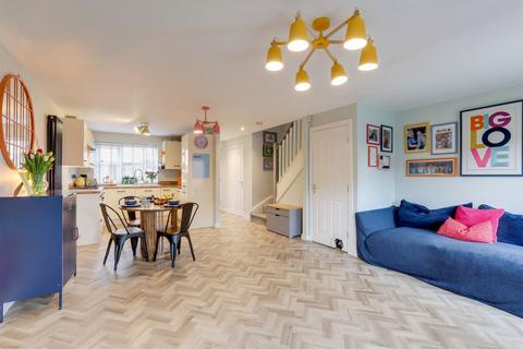 4 bedroom semi-detached house for sale, Summer Crescent, Nottingham NG9