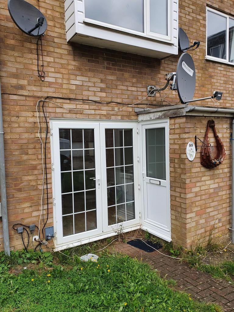 2 bed Maisonette to rent Copenhagen Close, Luton