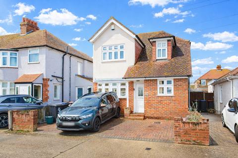 3 bedroom detached house for sale, Bullers Avenue, Herne Bay, Kent, CT6