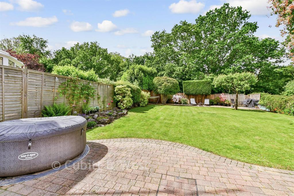 Rear Garden *