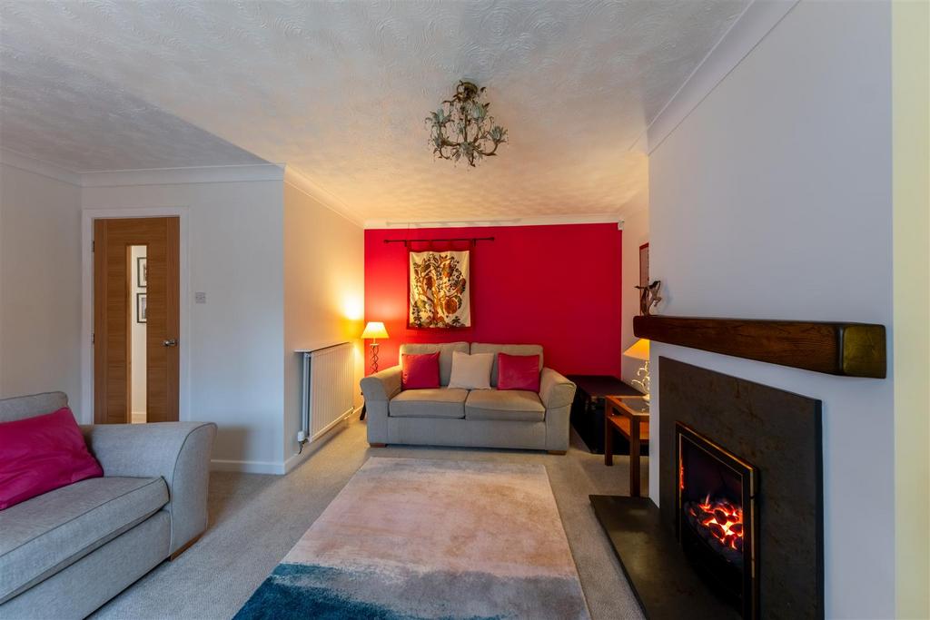 2 Beechfield Gardens-011.jpg