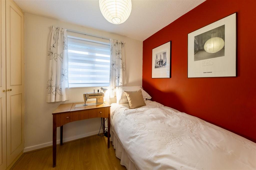 2 Beechfield Gardens-019.jpg