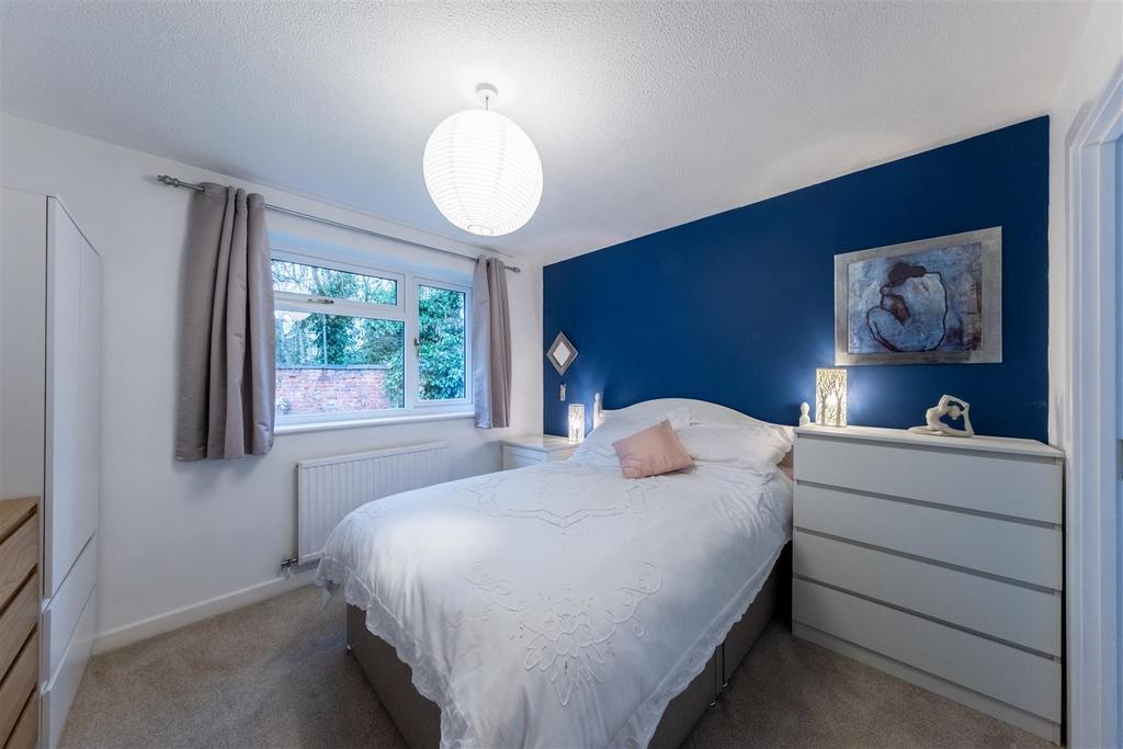 2 Beechfield Gardens-021.jpg