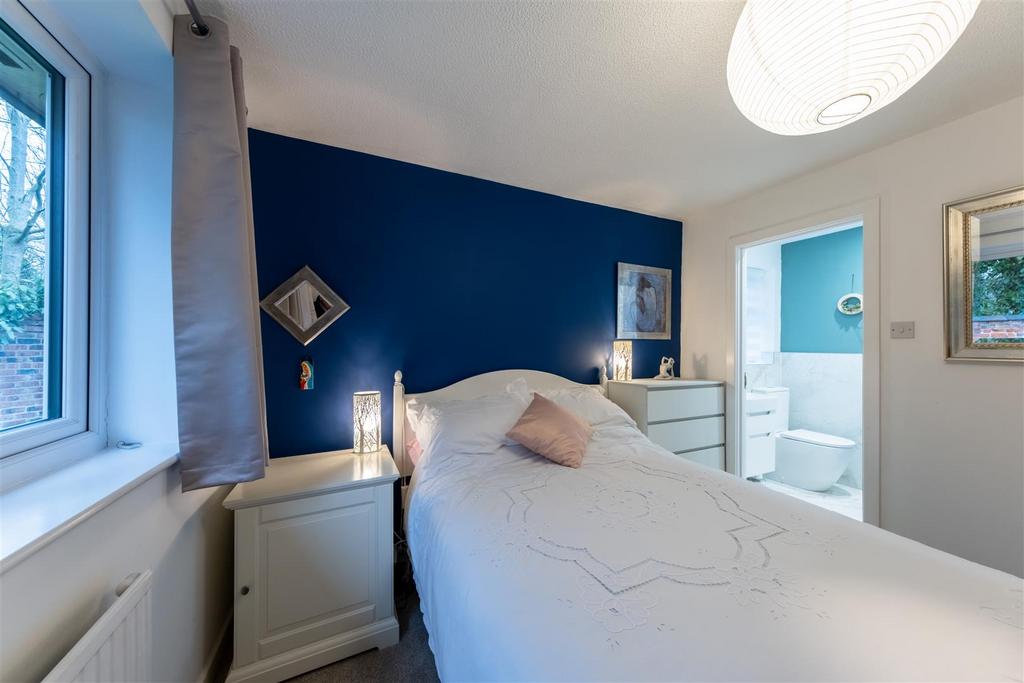 2 Beechfield Gardens-022.jpg