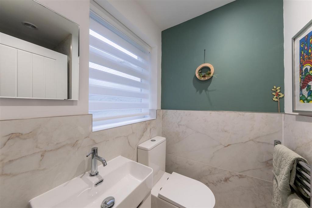 2 Beechfield Gardens-024.jpg