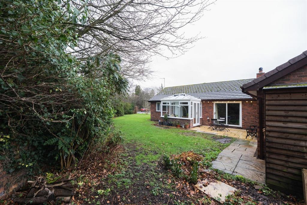 2 Beechfield Gardens-030.jpg