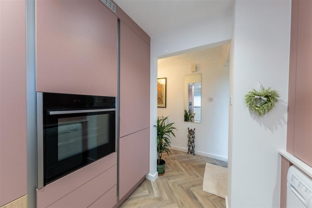 2 Beechfield Gardens-005.jpg