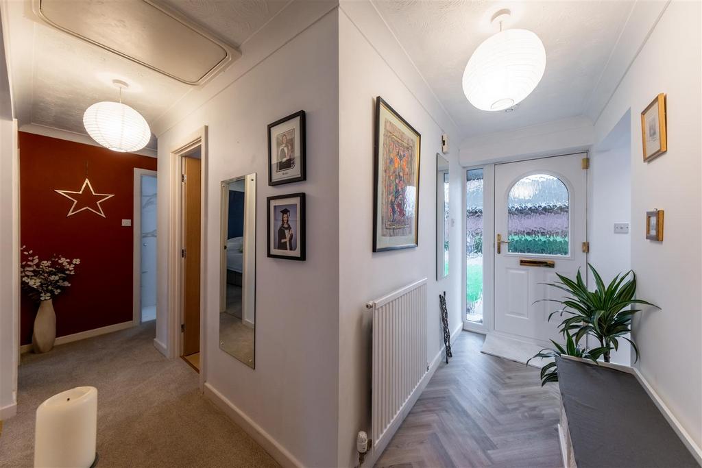 2 Beechfield Gardens-007.jpg