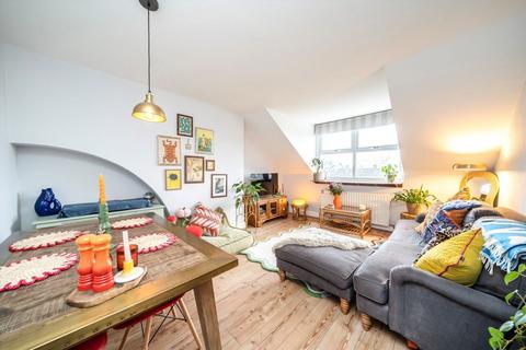 1 bedroom flat for sale, Therapia Road, London SE22
