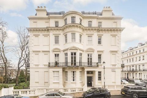 2 bedroom flat to rent, Stanley Gardens, London W11