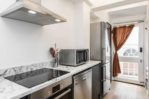 2 bedroom flat to rent, Stanley Gardens, London W11