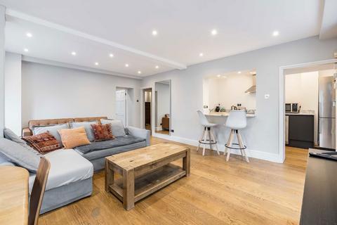 2 bedroom flat to rent, Stanley Gardens, London W11