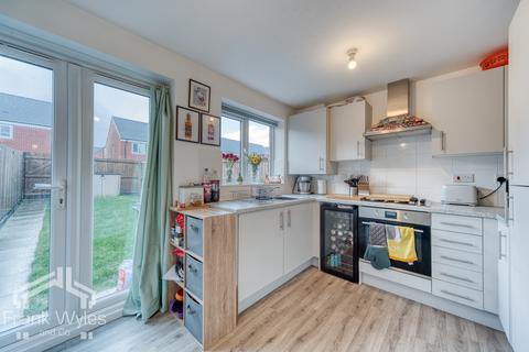 3 bedroom terraced house for sale, Dennison Drive, Lytham St. Annes, Lancashire